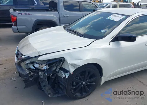 2017 Nissan Altima 2.5 Sr z USA, uszkodzony, nr VIN 1N4AL3AP5HC218024